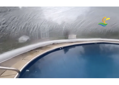 Extending Your Swimming Season with an Inflatable Pool Dome for Winter