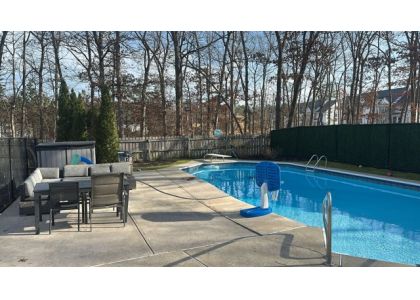 How to Enjoy Your Pool Year-Round: The Ultimate Guide to Custom Inflatable Enclosures