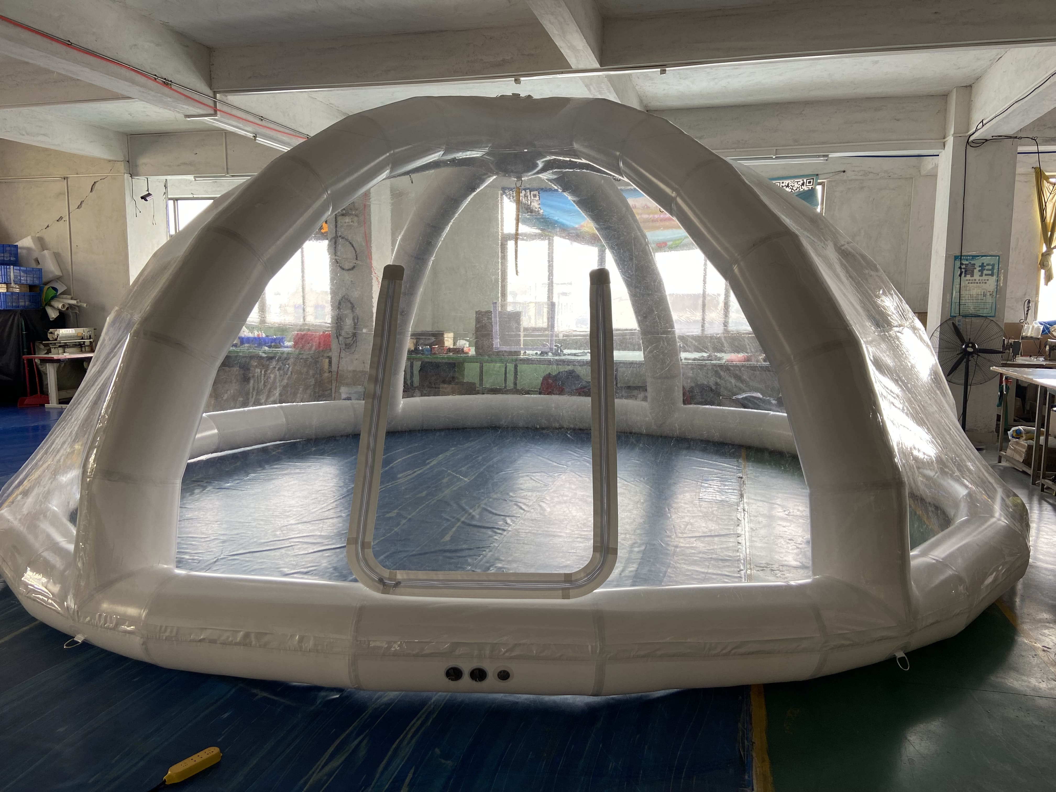 Round Pop-Up Shelter