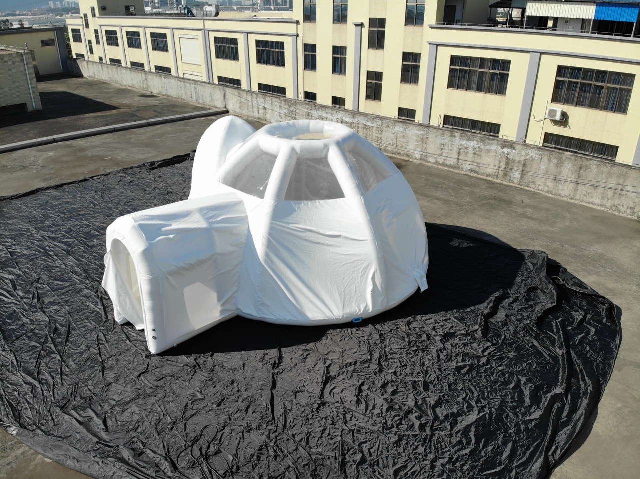Portable event shelter