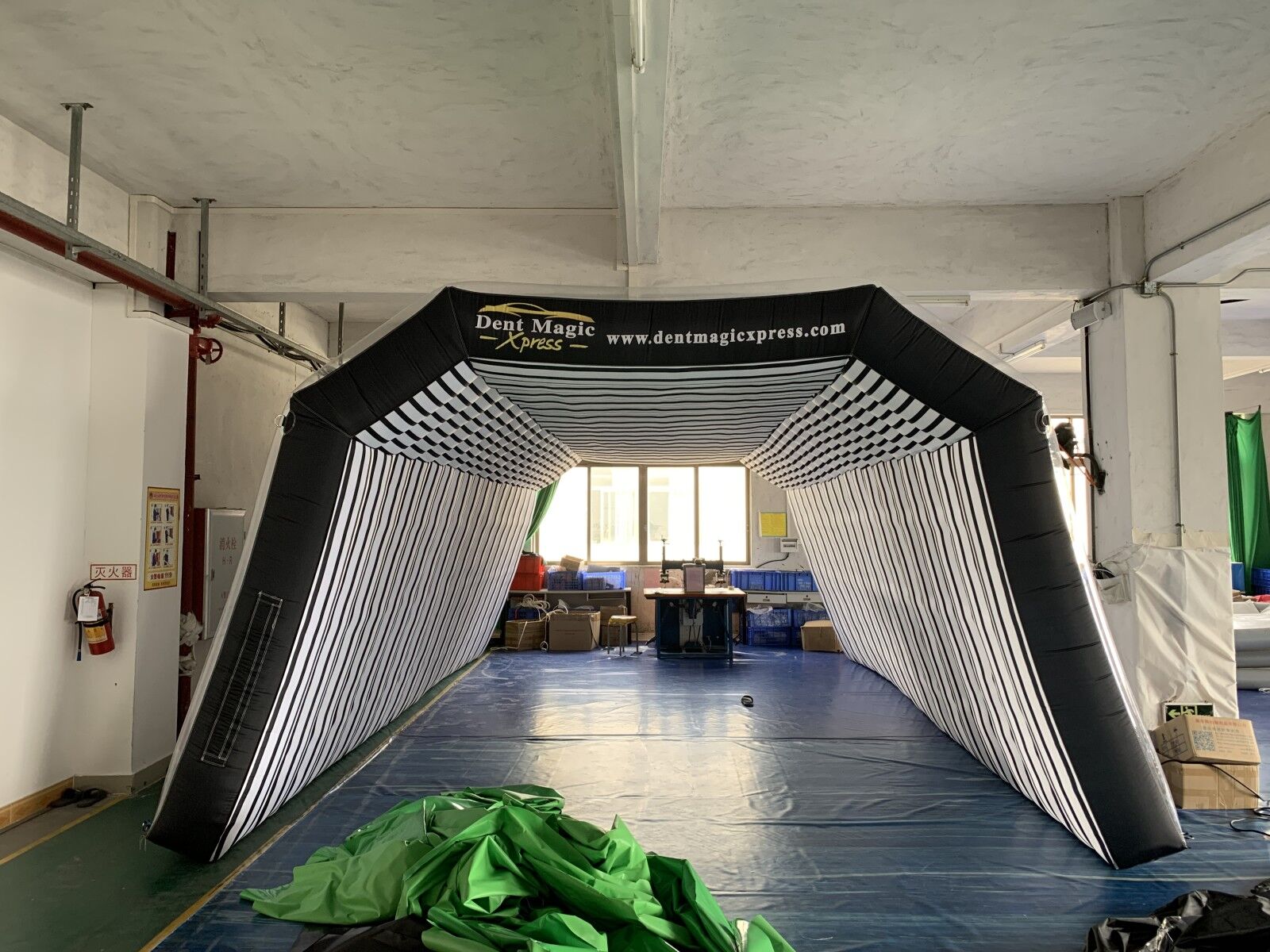 ​​Inflatable promotional booth​