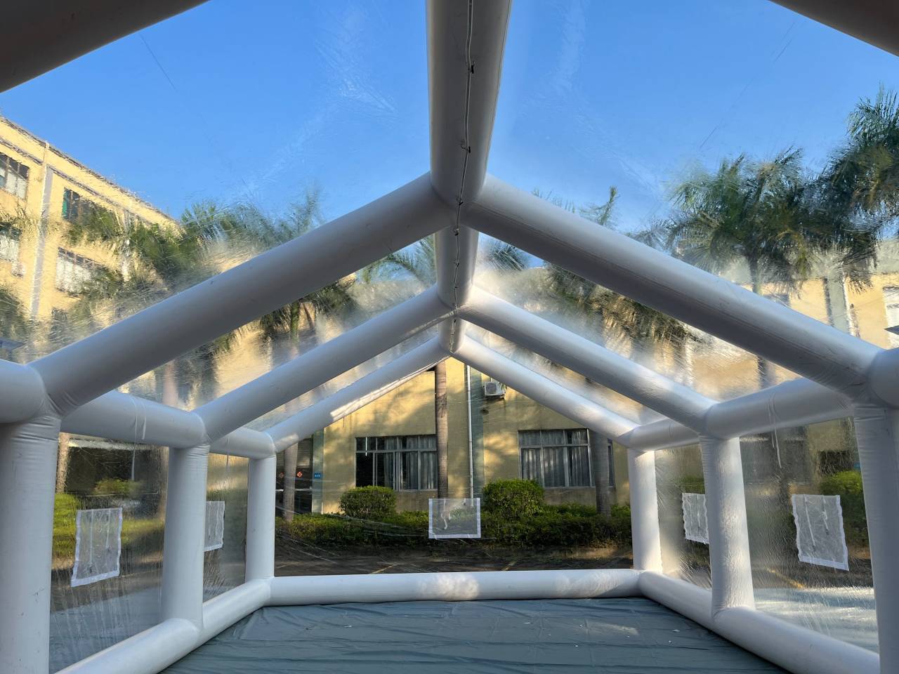 Transparent pool cover