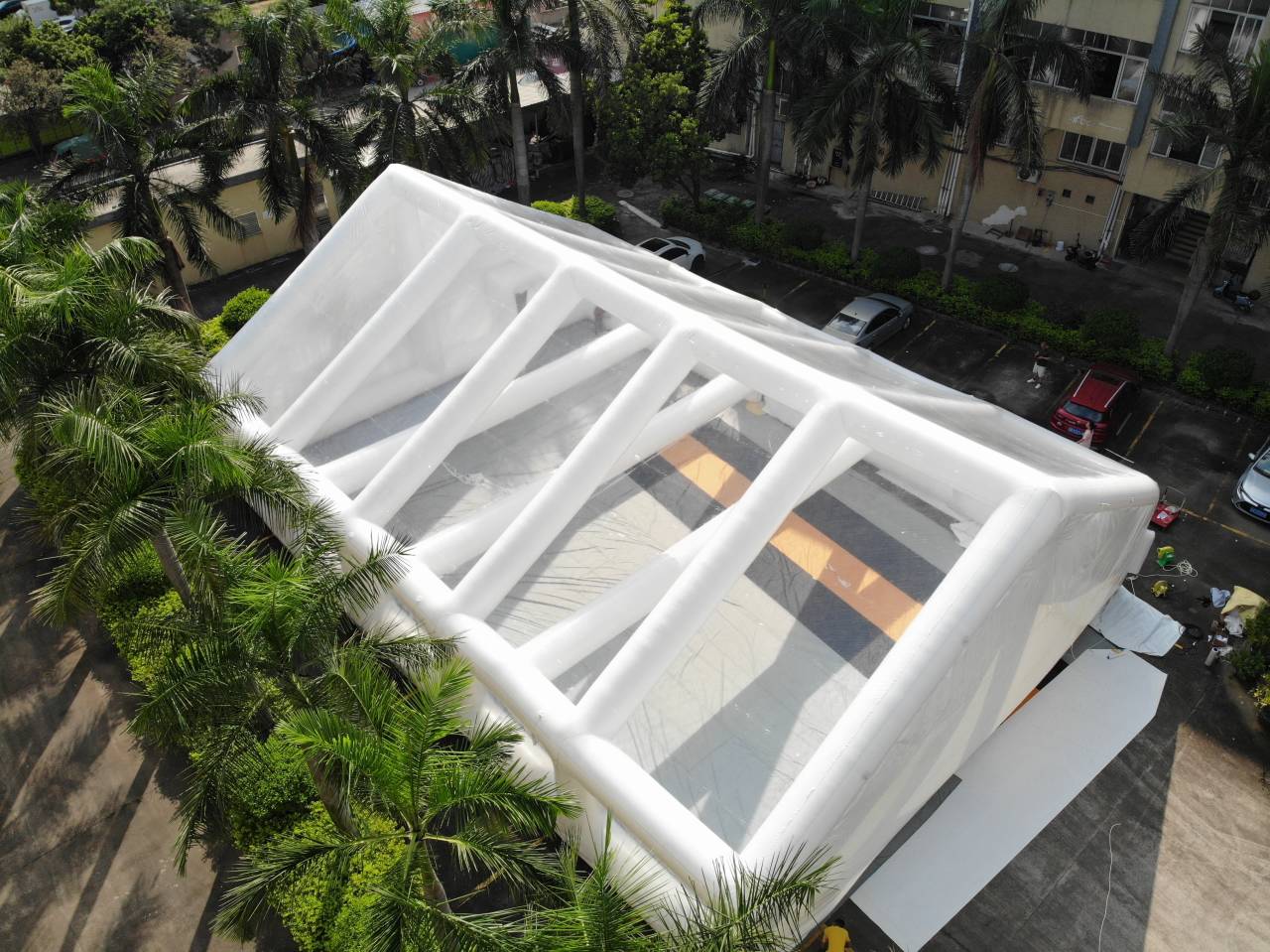Portable event shelter