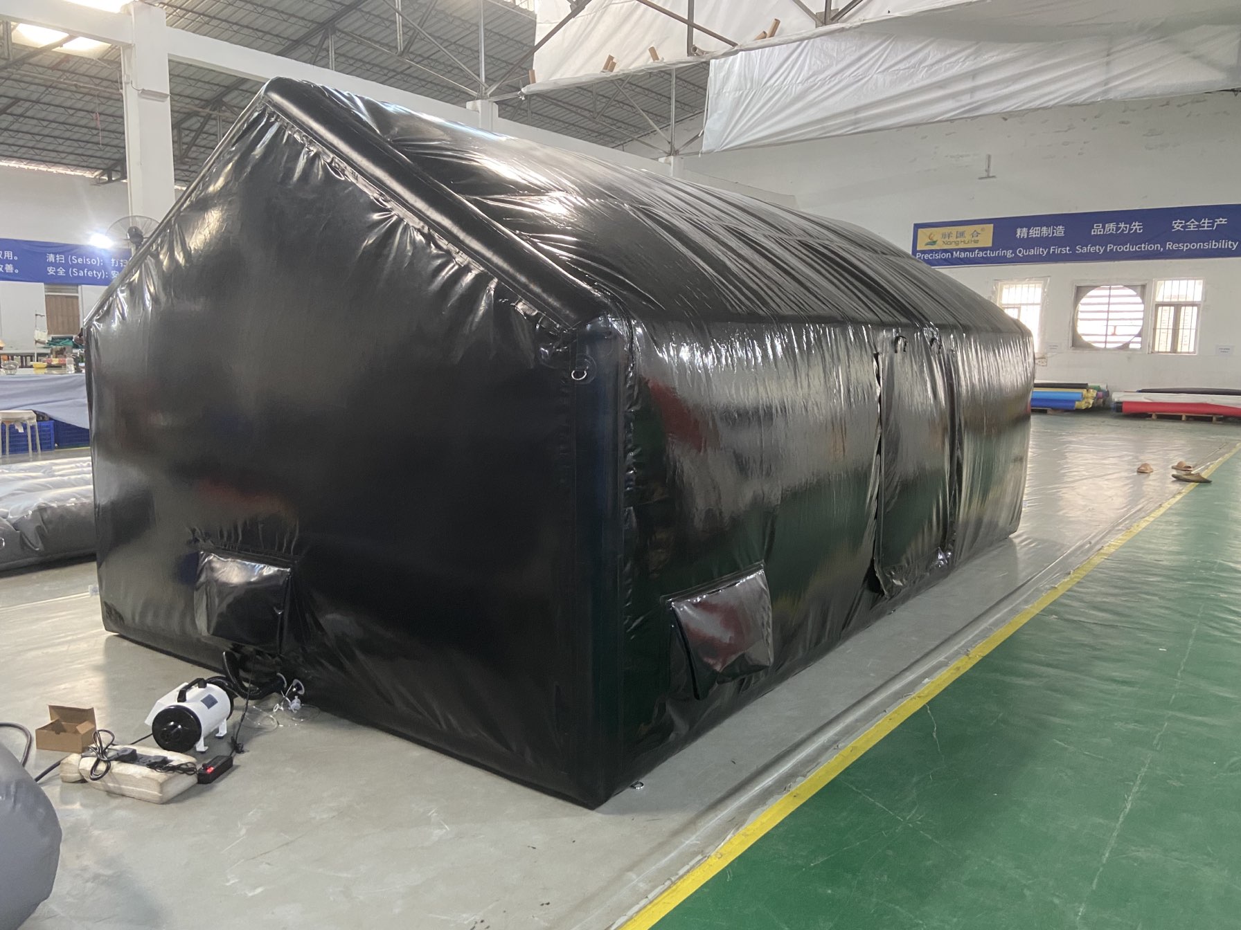 airtight car shelter