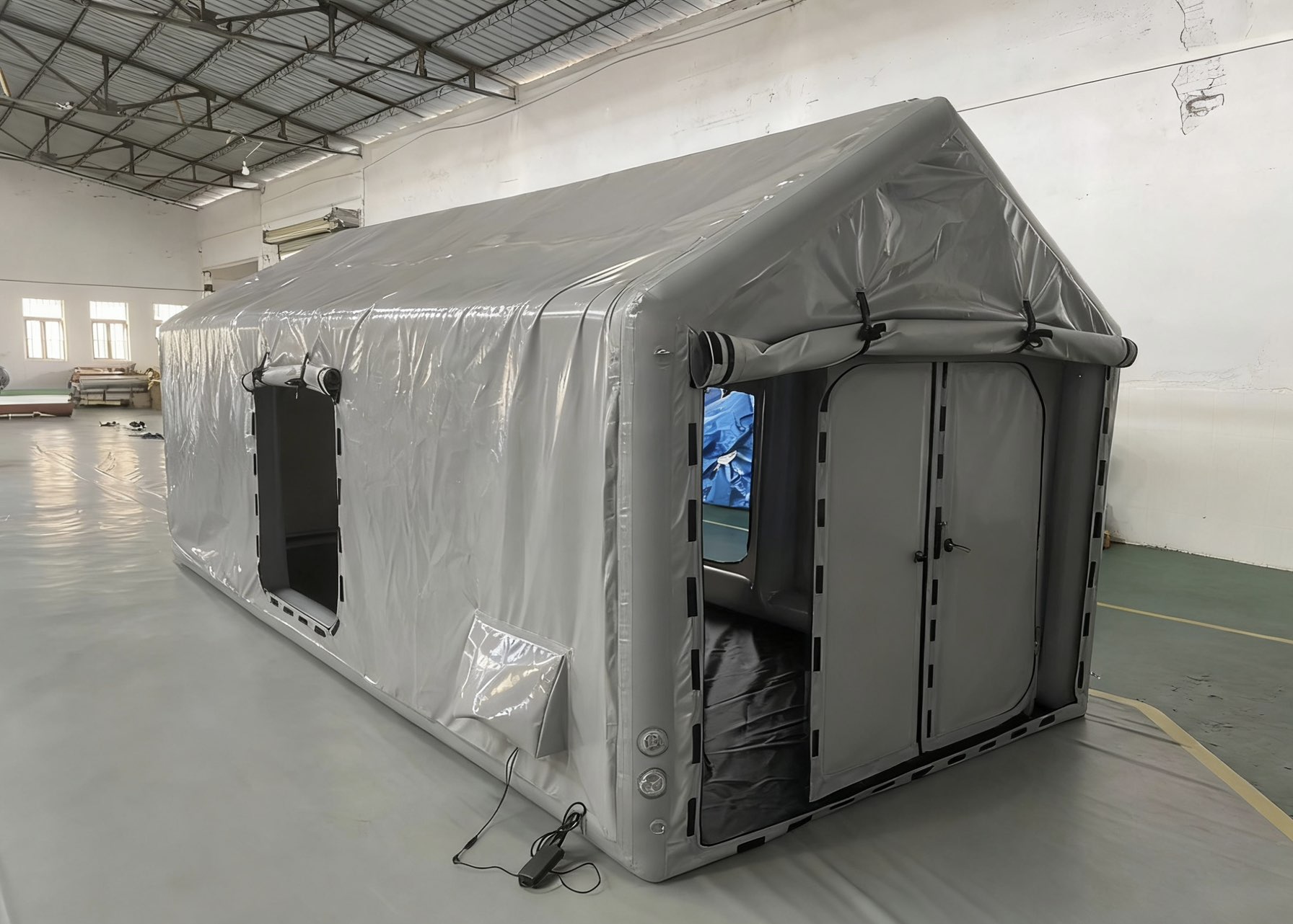 inflatable vehicle shelter