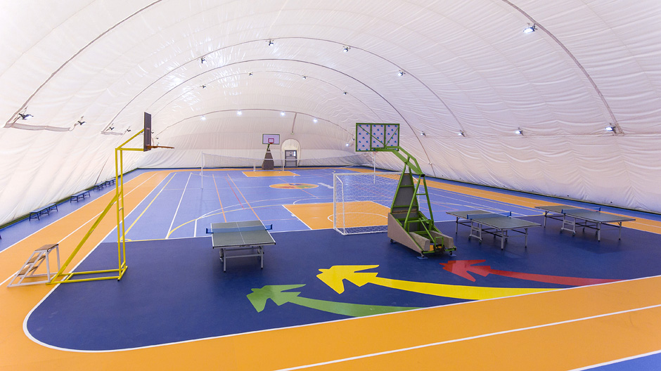 1620 m&sup2; air dome