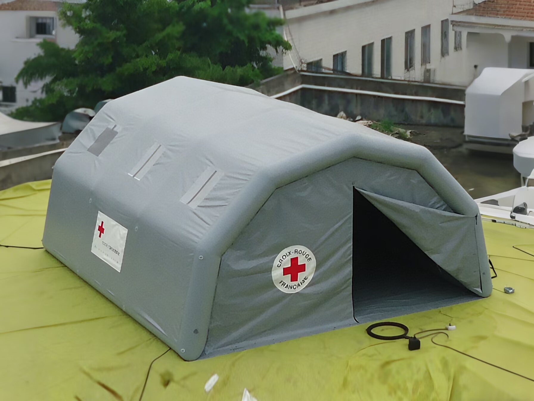 inflatable rescue tent
