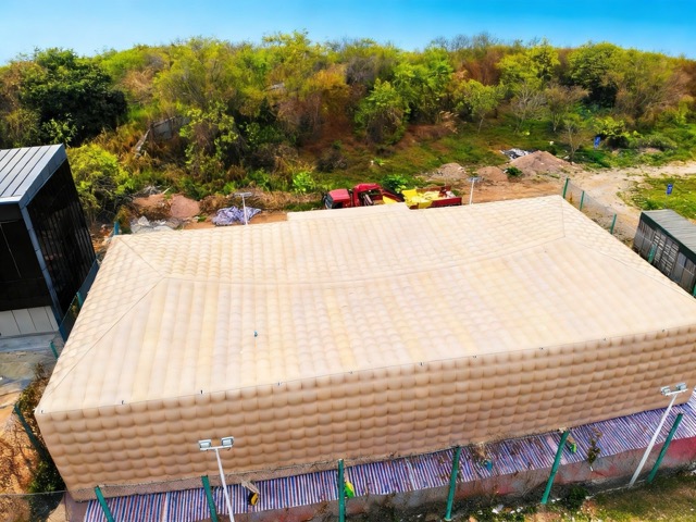 inflatable aircraft hangar