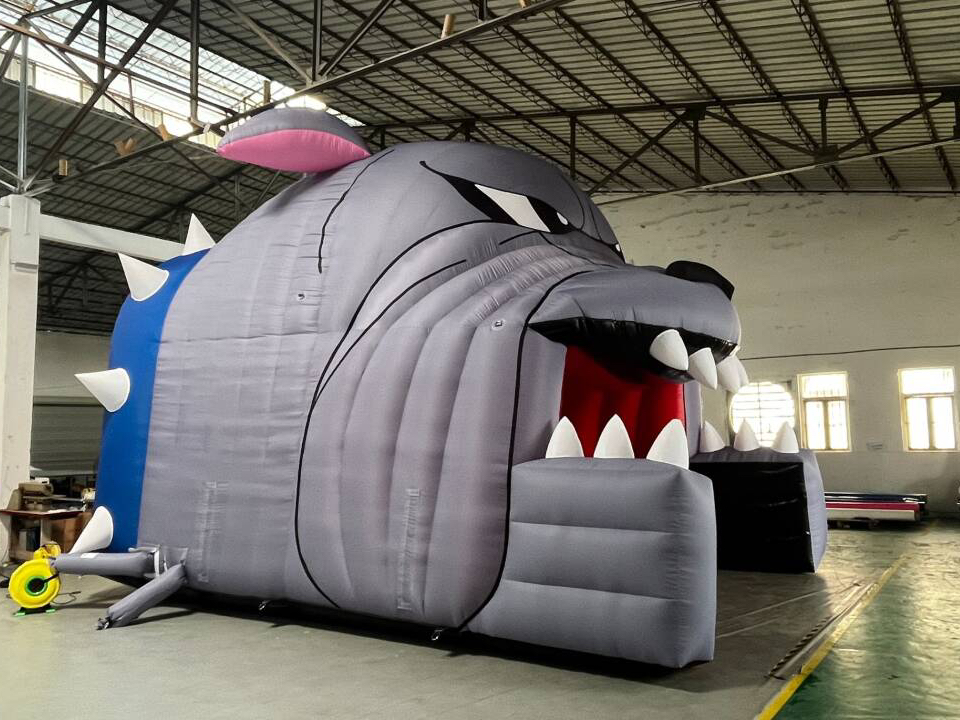 Inflatable Bulldog Tunnel