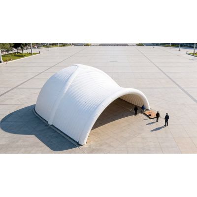 Inflatable aircraft hangars